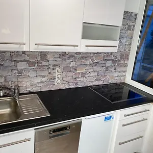 Private In Fürstenfeldbruck, Nahe Ammersee/münchen/augsburg Apartment Fuerstenfeldbruck